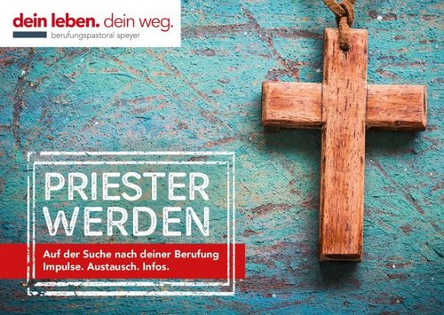 Holzkreuz auf türkisfarbenem Hintergrund